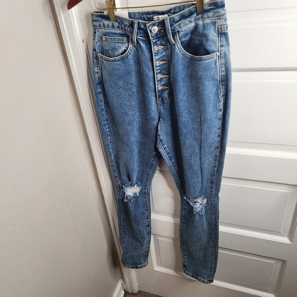 NEW We Wore What The Danielle Jeans High Rise Straight 27 - Picture 4 of 14